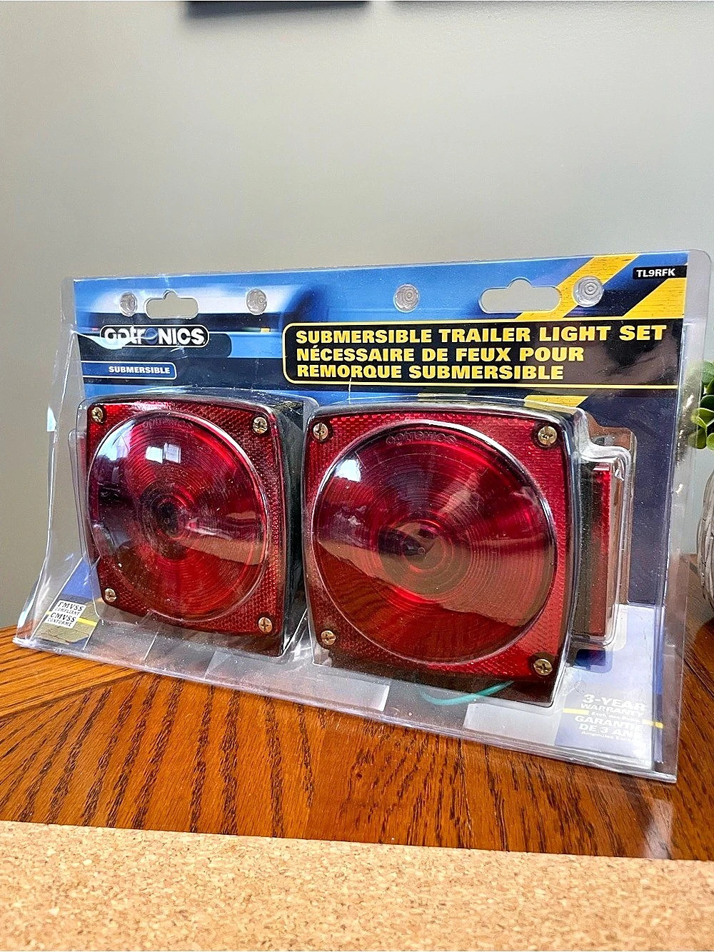 New Optronics Utility Trailer Light Kit for Width Under 80-in
